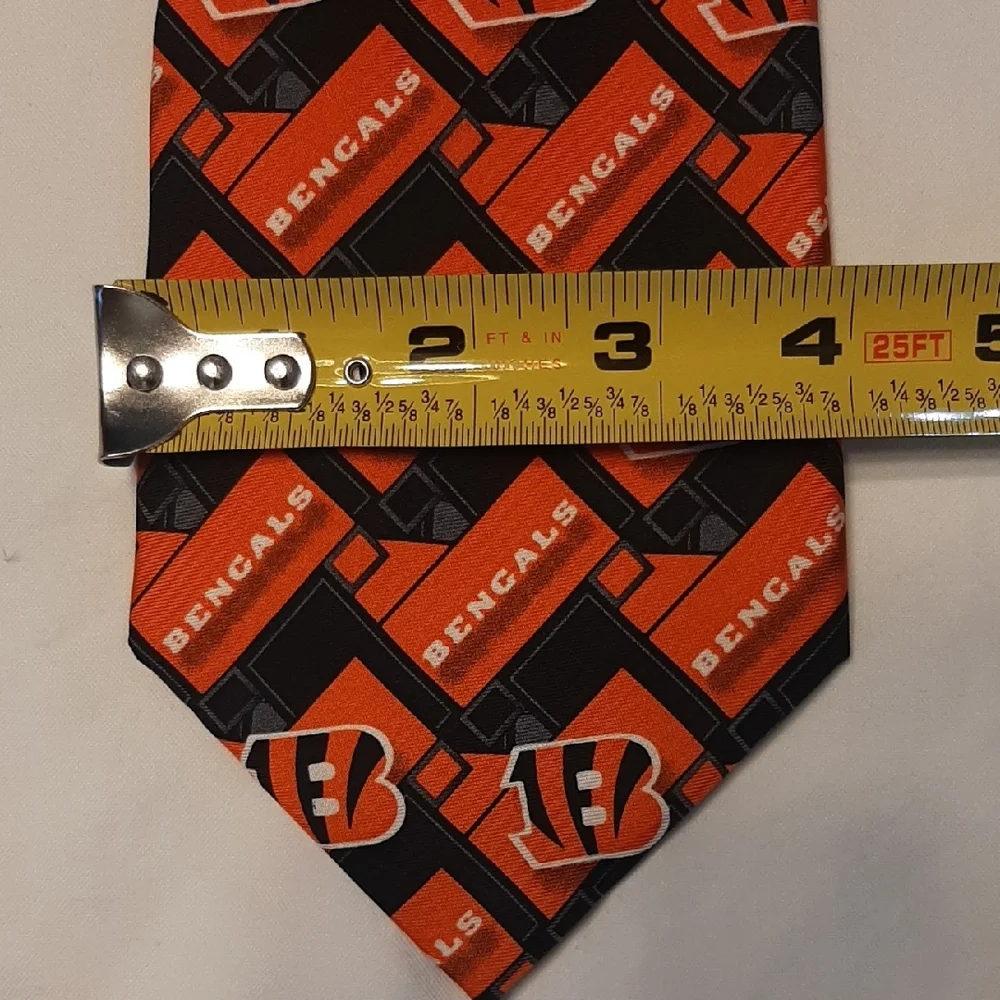NFL Bengals Orange and Black Logo Men's Silk Neck Tie
